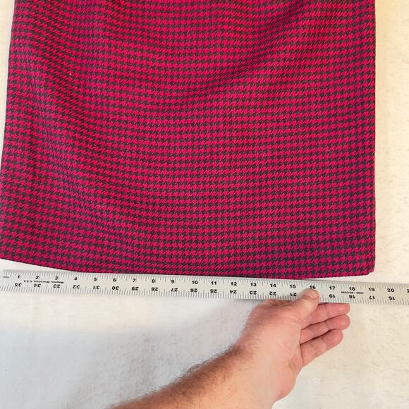 Jones New York Vintage Wool Pencil Skirt 10 Rear Zip Slit Pink Black Houndstooth - Picture 7 of 16
